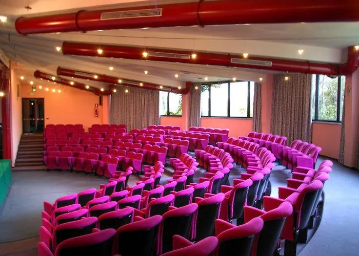 Ξενοδοχείο Phalesia 3*