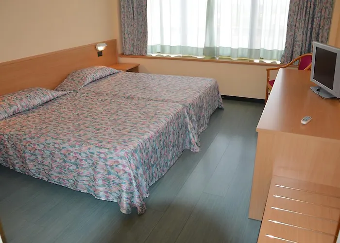 Ξενοδοχείο Phalesia 3*