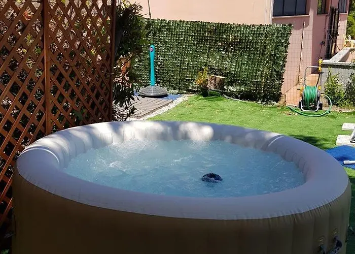 Phalesia Πιομπίνο